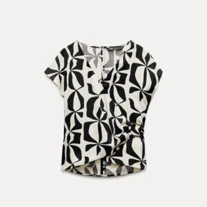 LUX230 Zara Satin-Like Wrap Top – Black/White,‎ Short Sleeve, V-Neck Gold Buckle